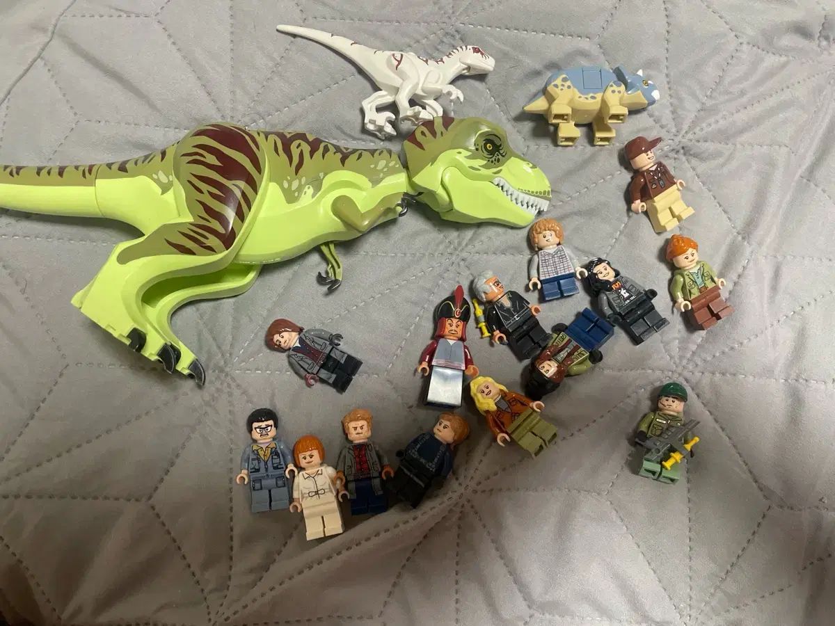 降臨LEGO 恐竜フィギュア まとめ