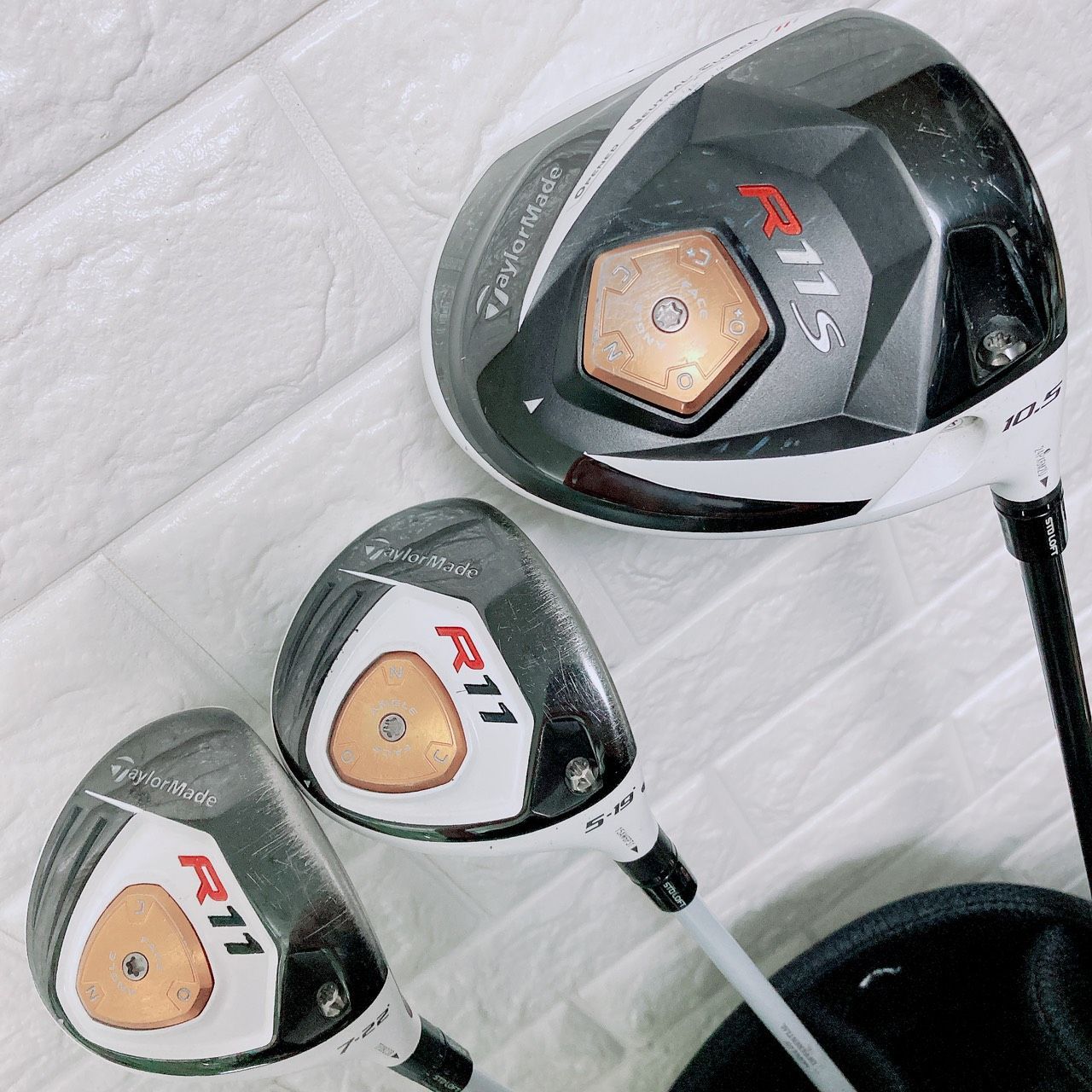 良品 テーラーメイド R11 メンズ　ゴルフ 12本　セット S 初心者 ゴルフクラブ メンズ セット テーラーメイド R11 12本 初心者 キャディ