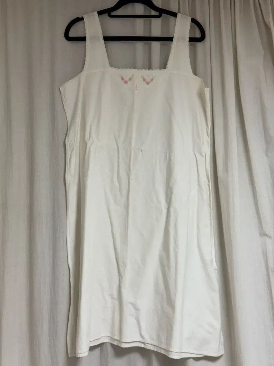 あんさんぶるスターズ あんスタ マインド ヴィンテージ ローズ 刺繍 Tシャツ