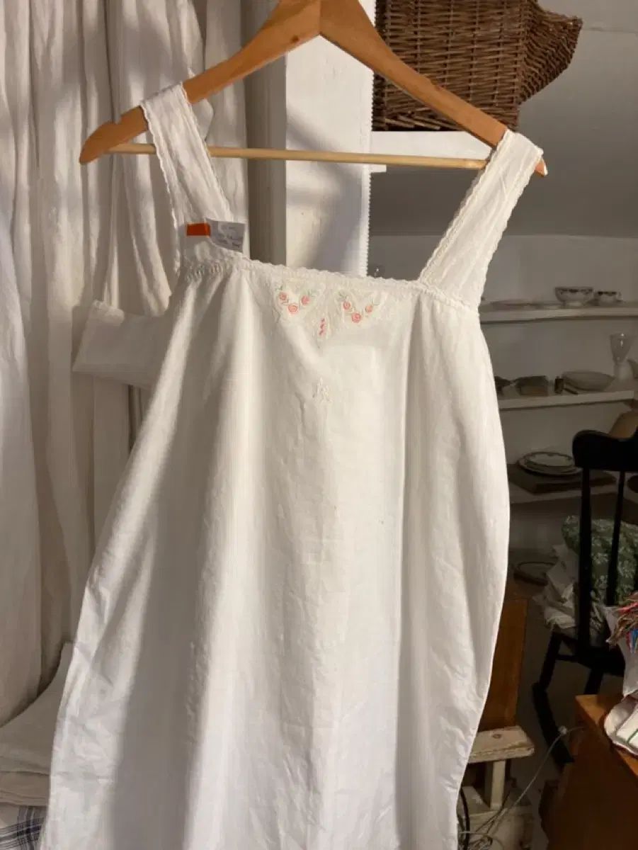 あんさんぶるスターズ あんスタ マインド ヴィンテージ ローズ 刺繍 Tシャツ