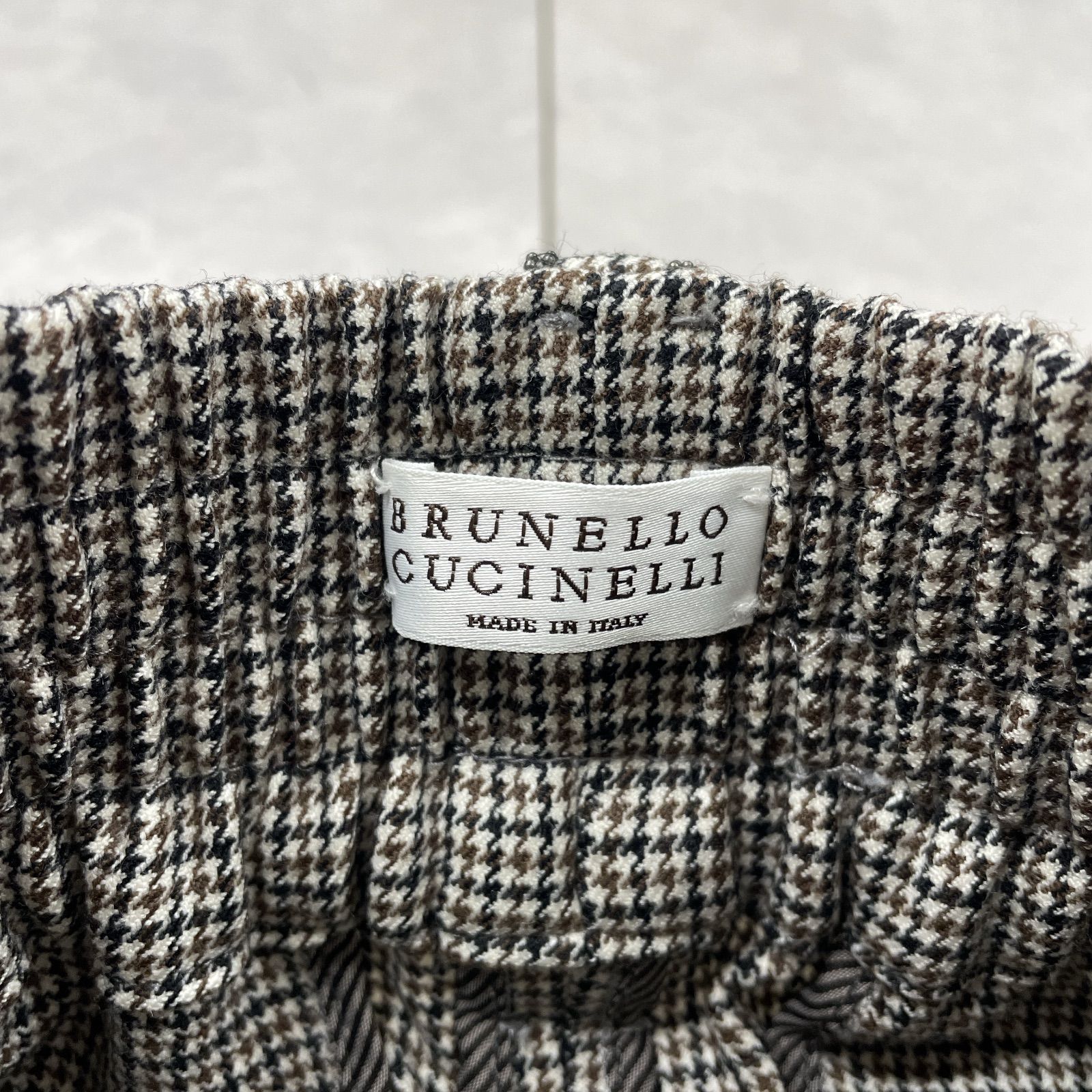 ジョガーパンツ モニーレ装飾