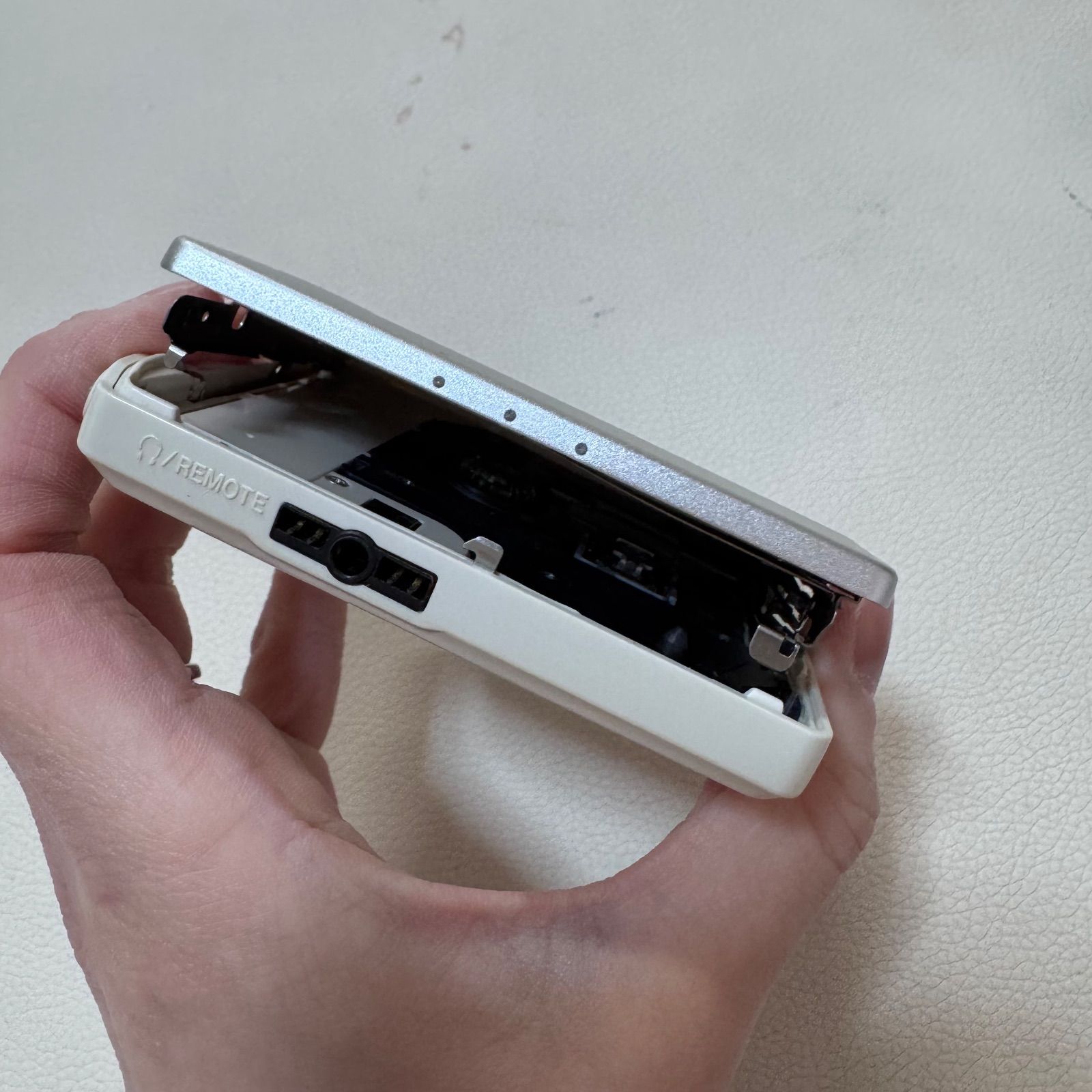 SHARP シャープ MDウォークマン MDプレーヤー MD-DS33 動作確認済