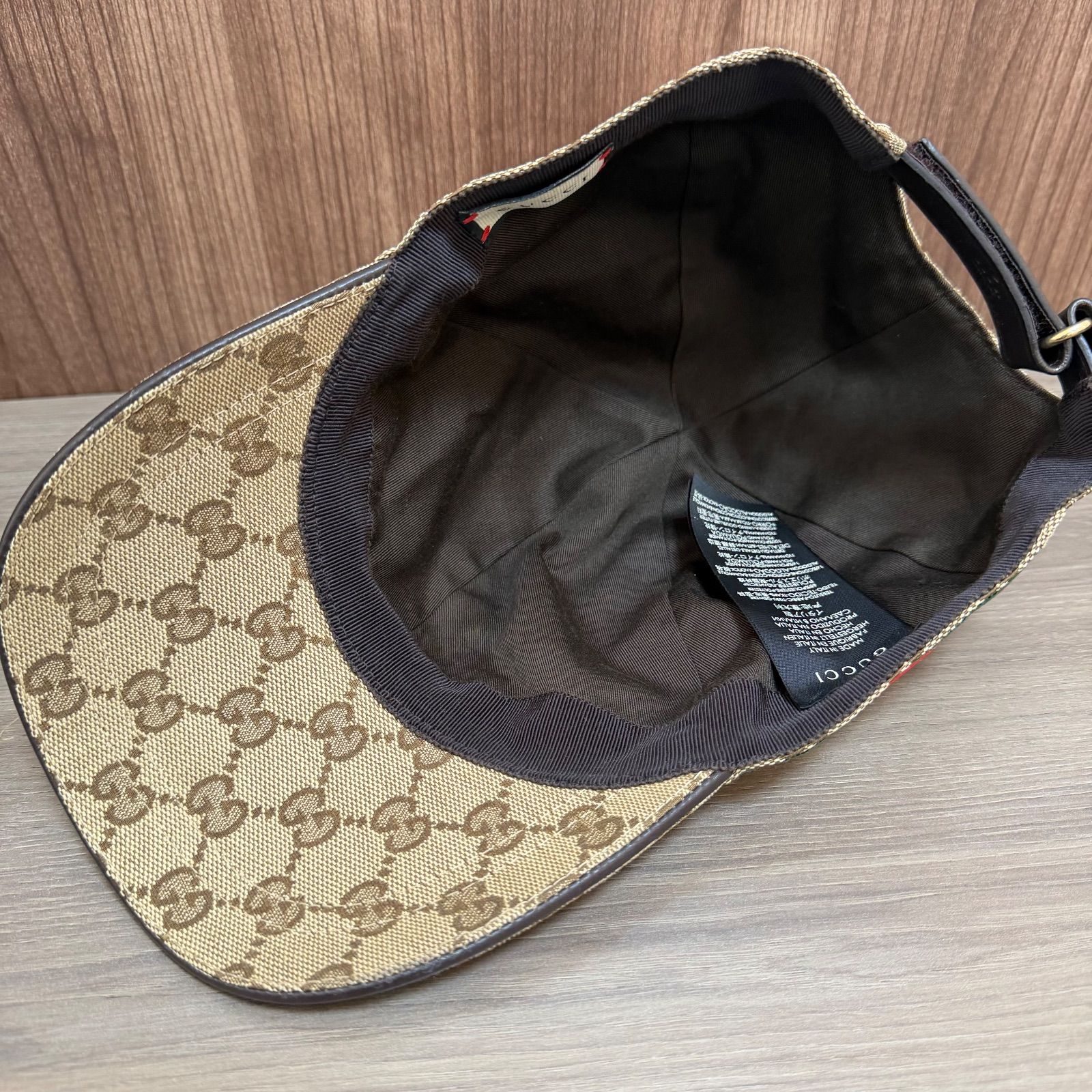 GUCCI ベースボールキャップ ストライプ付きCGキャンバス 【公式通販】