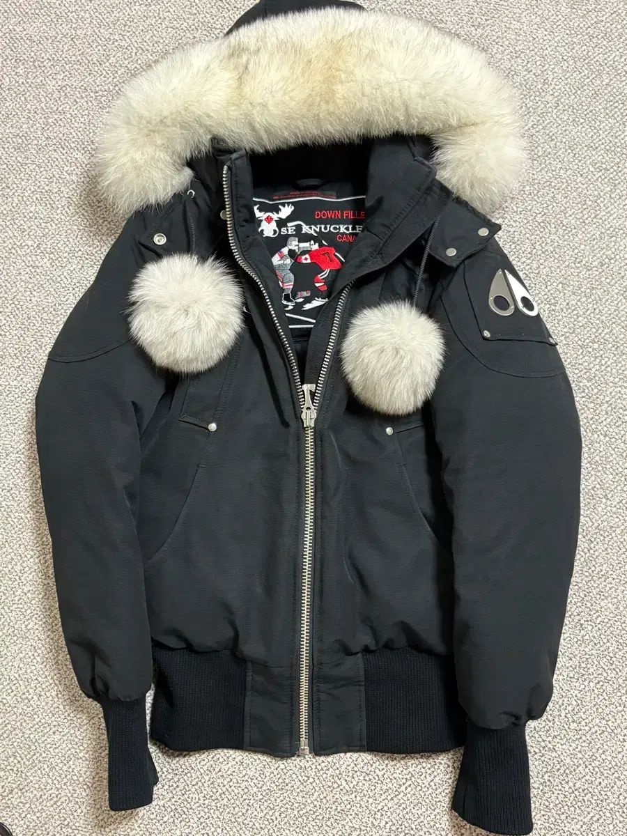 MOOSE KNUCKLES ムースナックルズ デビブルゾン sサイズ - メルカリ