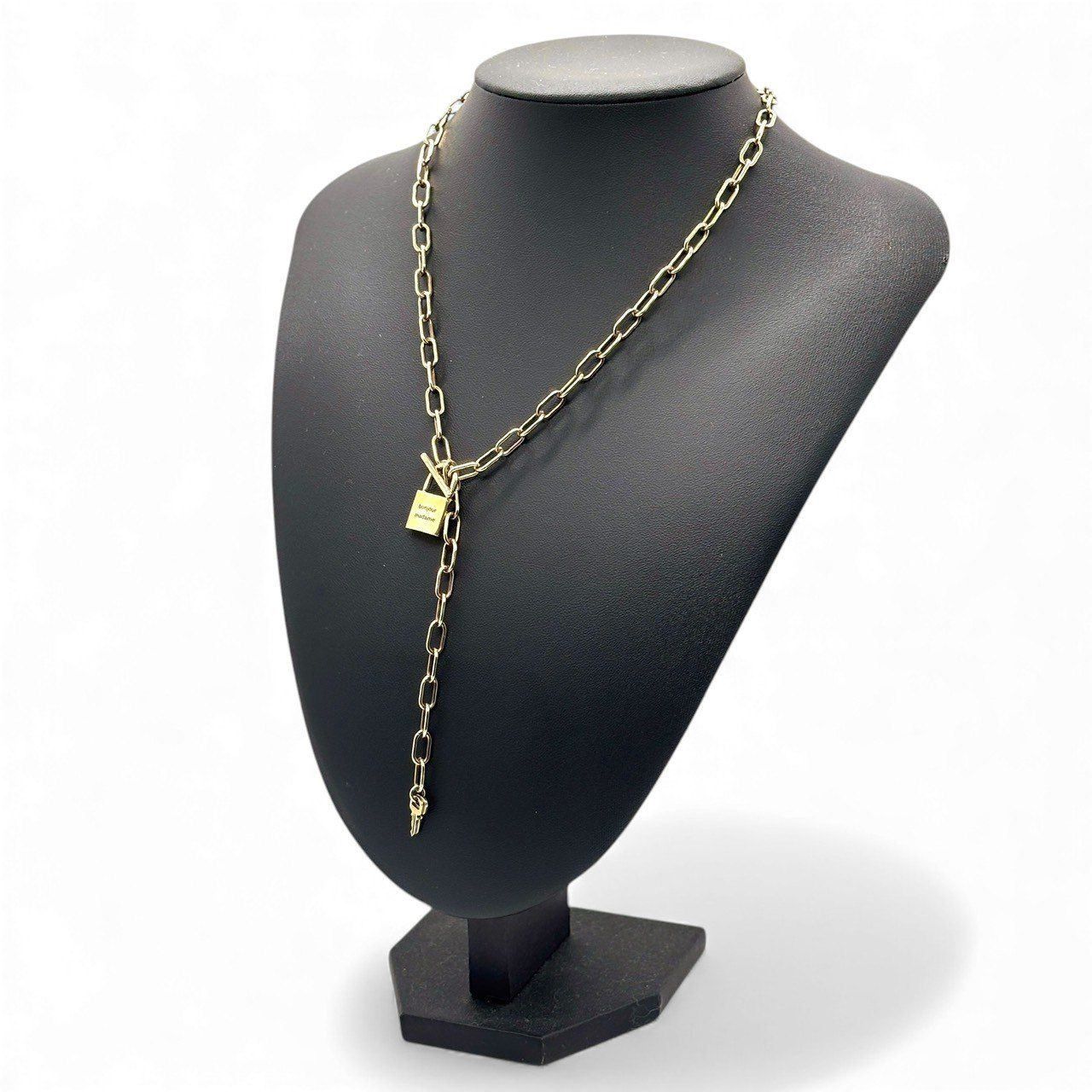 背伸びしないのに、芯がある】 MUSE de Deuxieme Classe チェーン