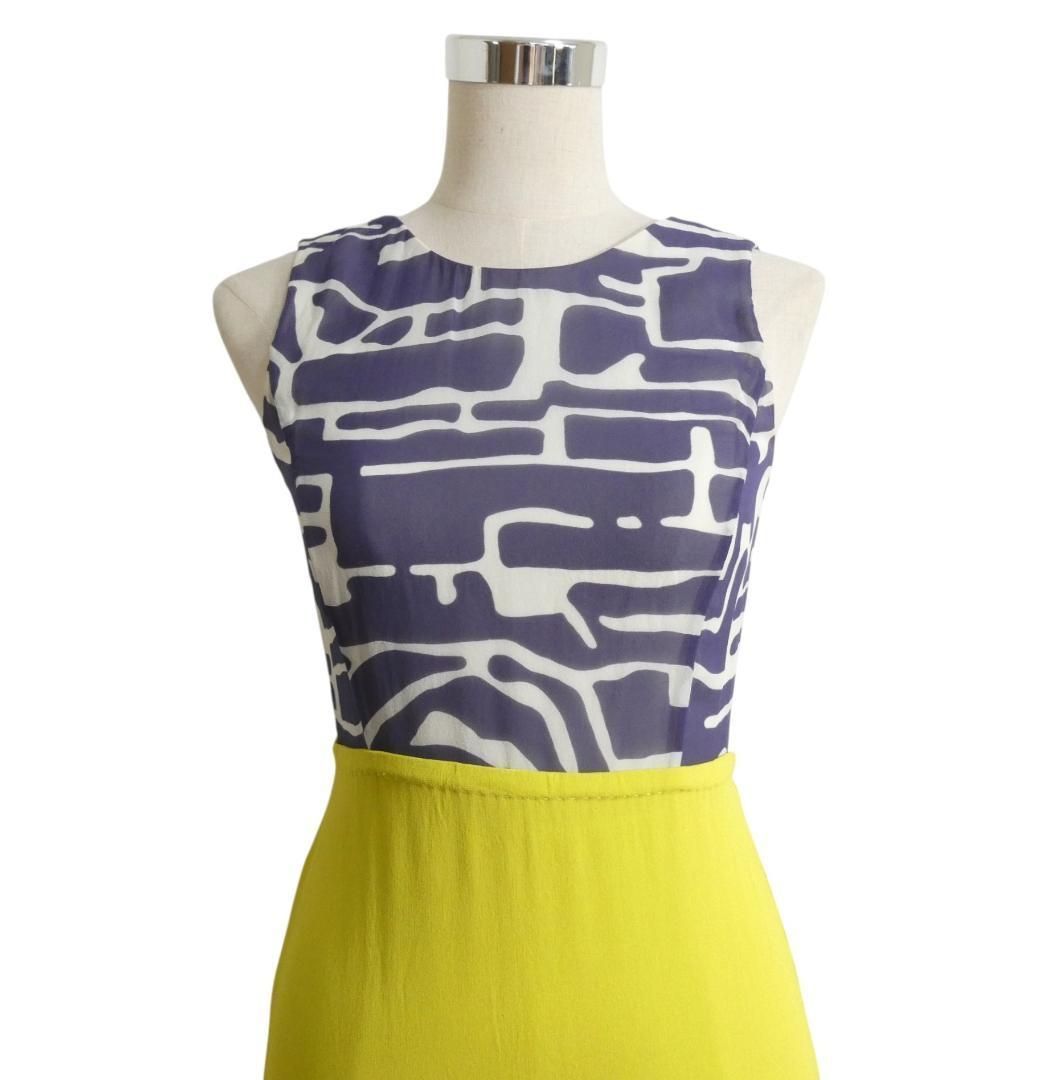 CELINE セリーヌ サイズ36 シルク100％ 上下切り替え バックVネック 膝丈 タイト クルーネック ノースリーブ ワンピース ドレス イエロー ネイビー ホワイト レディース