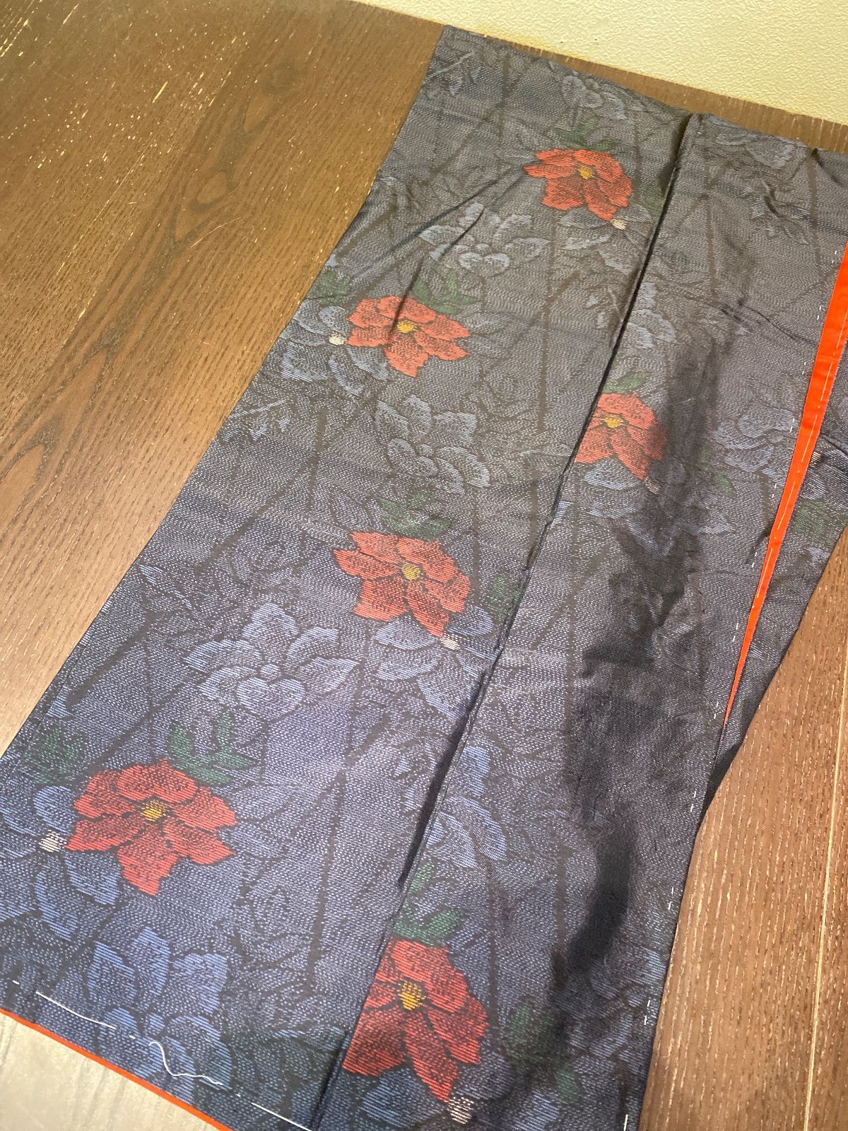 まとめ売り】正絹大島紬7枚 リメイク素材 ハンドメイド向け - メルカリ