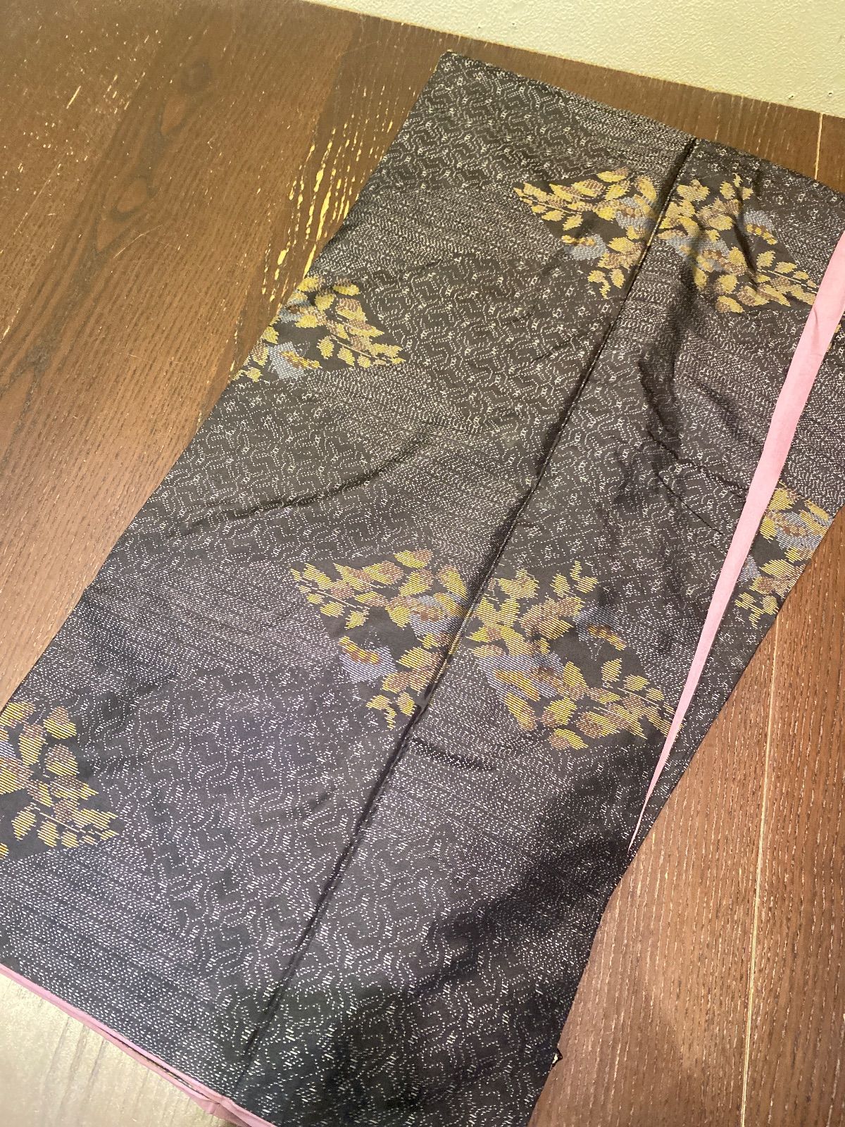 まとめ売り】正絹大島紬7枚 リメイク素材 ハンドメイド向け - メルカリ