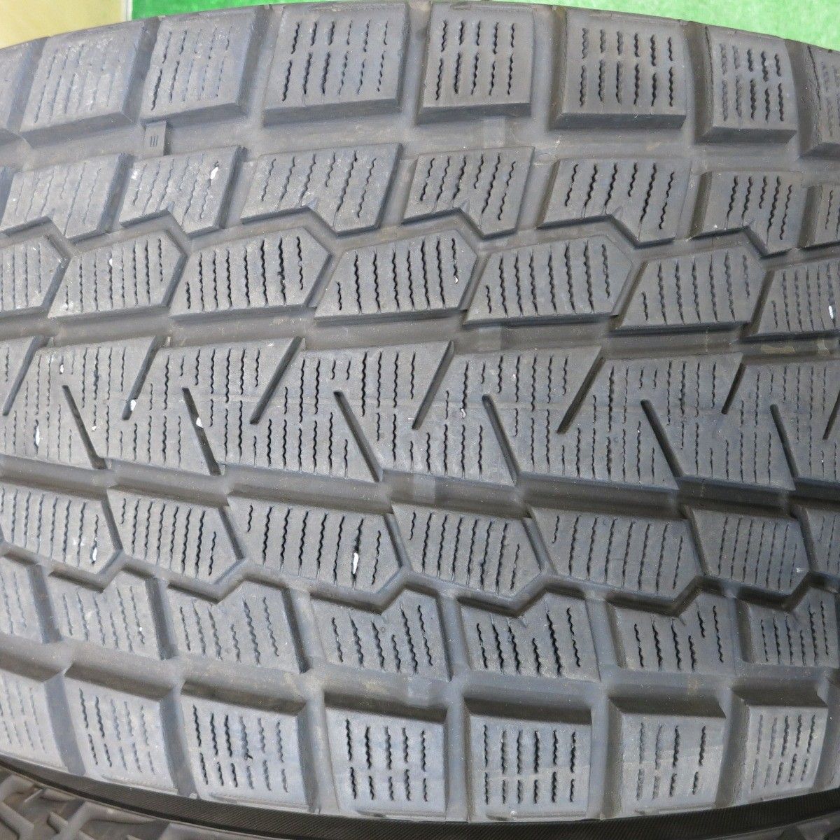 ニュルブルグ 20インチ