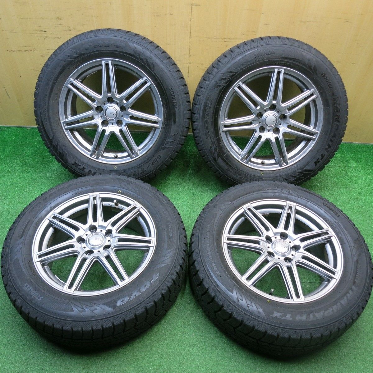 バリ溝 キレイ 9 5分 スタッドレス 225 65 R 17 トーヨー ウインター トランパス TX SIBILLA NEXT Z 7 シビラ 17インチ PCD 114 3 5 H ス