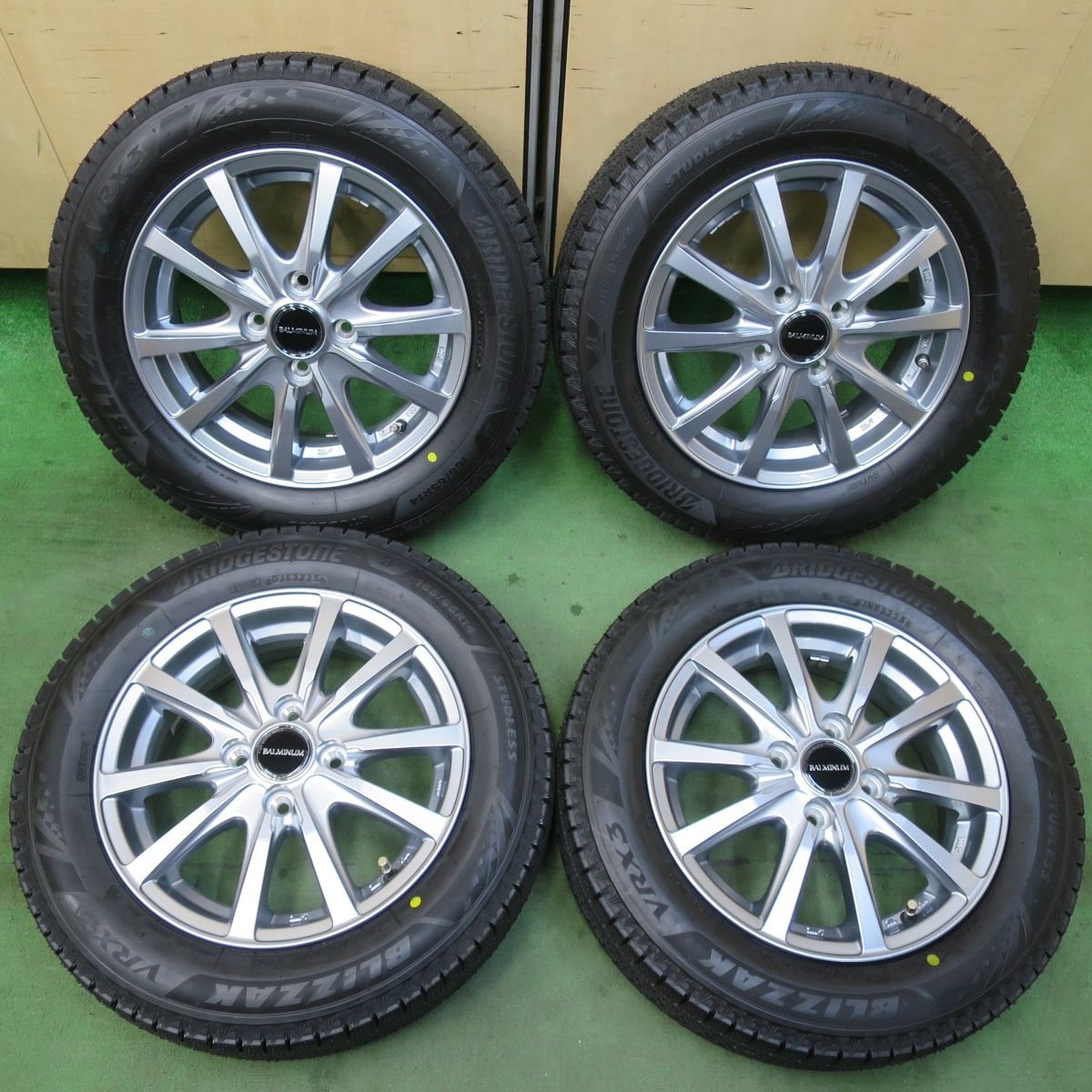 未使用！25年☆スタッドレス 165/65R14 ブリヂストン ブリザック VRX3