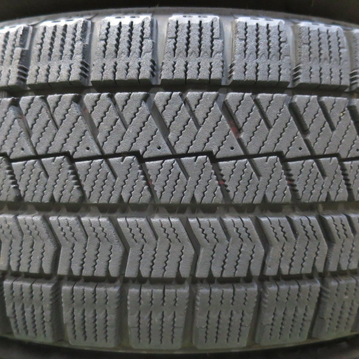  バリ溝 21年 キレイ 8 5分 スタッドレス 195 65 R 15 ブリヂストン ブリザック VRX 2 CEARA 社外 アルミ 15インチ PCD 114 3 5 H 5122406イス 15インチ タイヤ ホイールセット