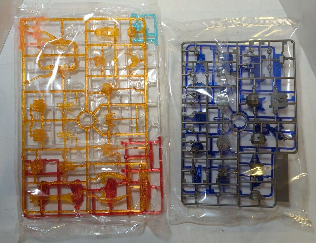 バンダイ コロコロコミック応募者8000名限定有料サービス クリスタル