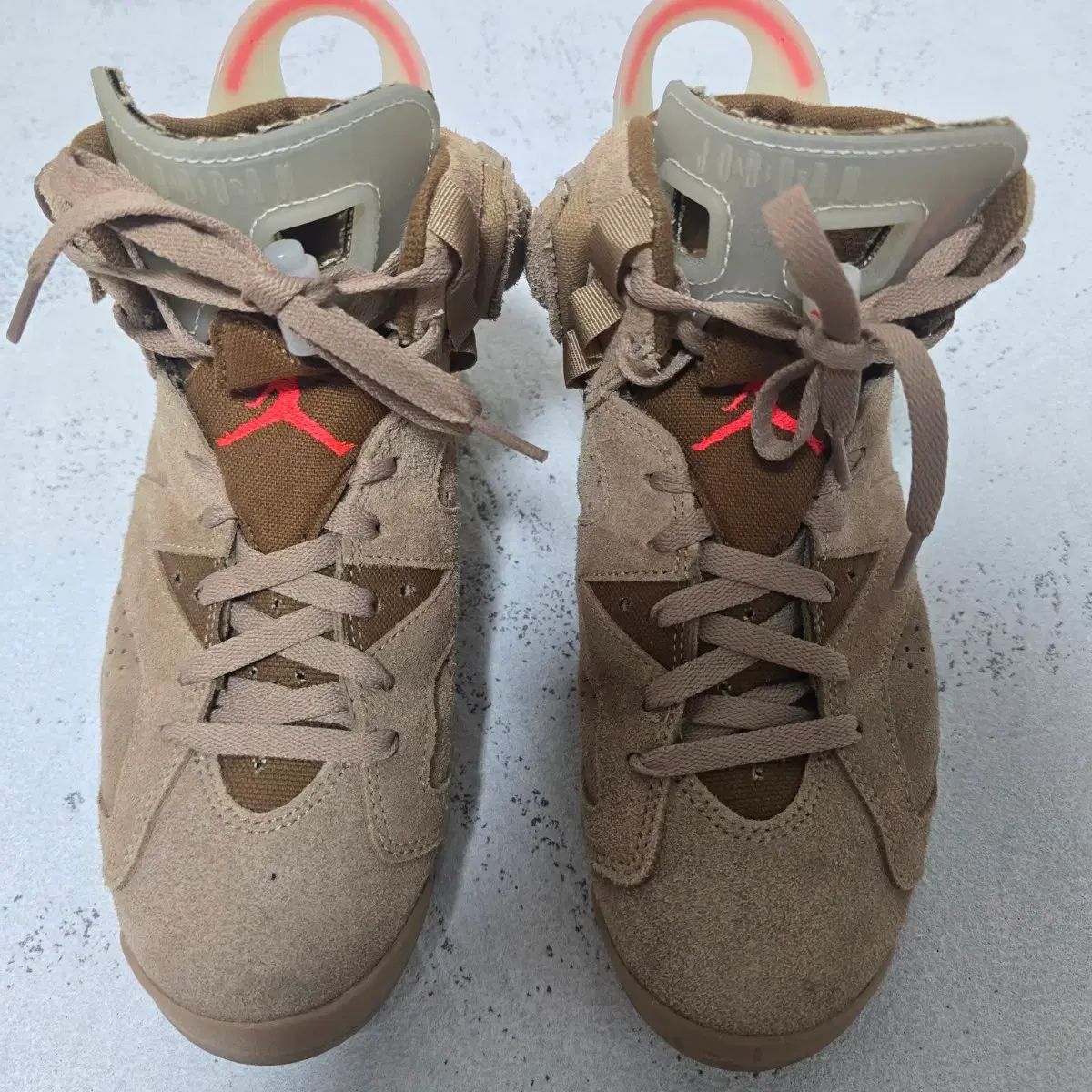 ジョーダン 6 x トラヴィス スコット レトロ SP ブリティッシュ カーキ