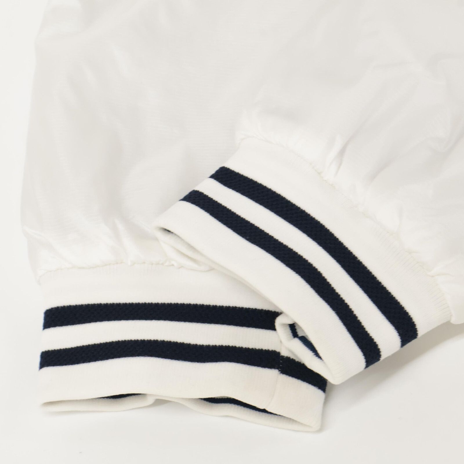 PEARLYGATES パーリーゲイツ 19年 ﾎﾜｲﾄﾈｲﾋﾞｰ PERTEX 2WAY ﾘﾊﾞｰｼﾌﾞﾙ