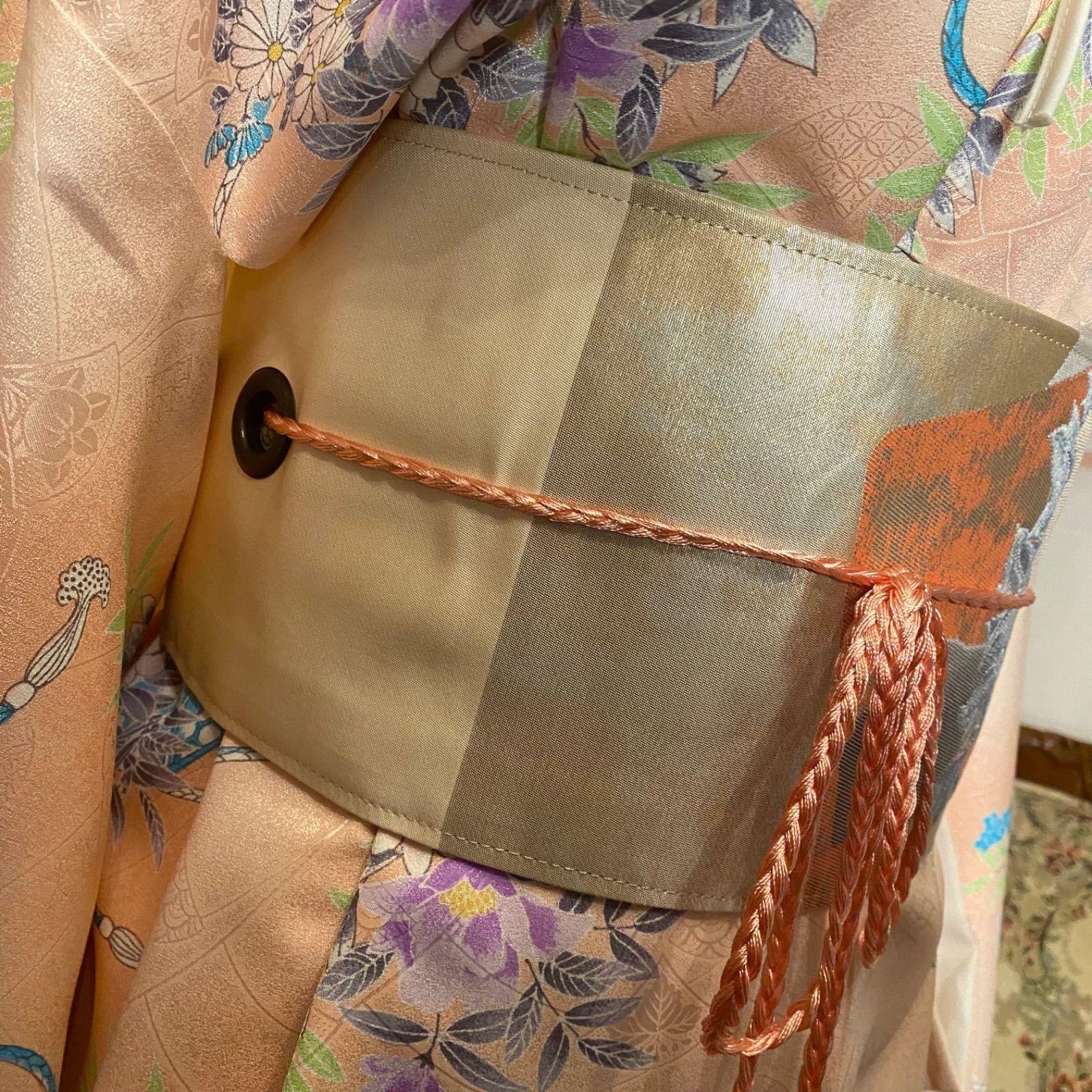 陽だまりのオレンジベージュ