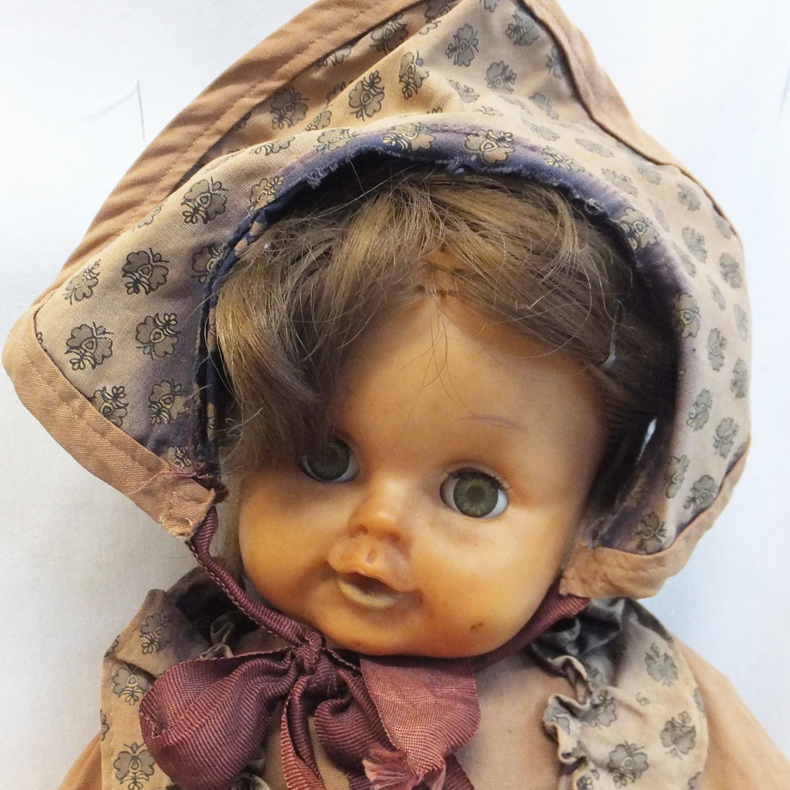 R 740 70年代 アンティーク 寝かせると目をつぶる人形 全長約40 cm 10