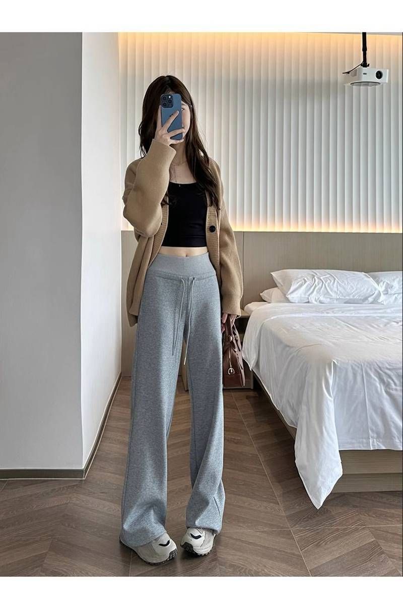 無地 カジュアル