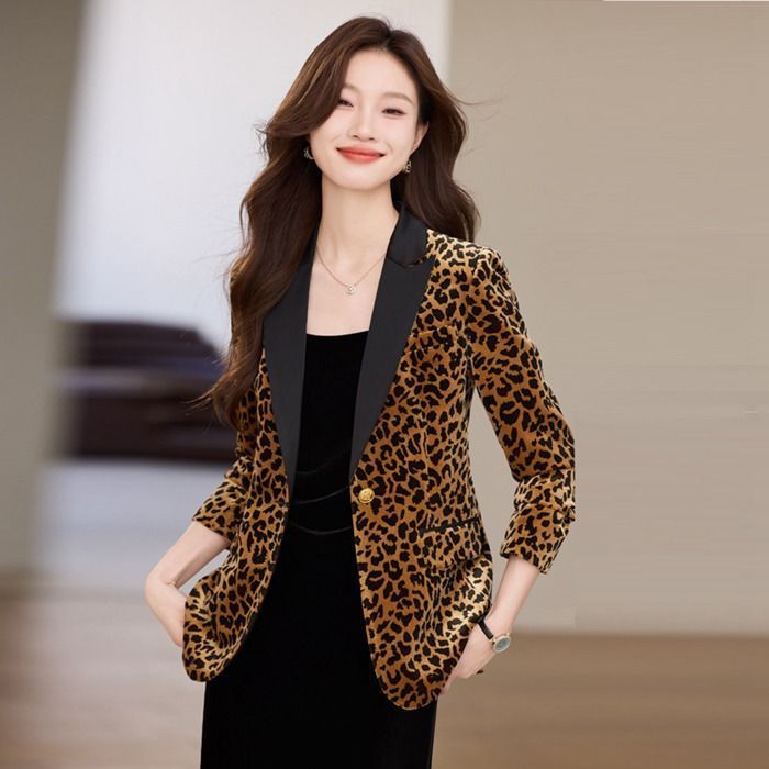 ジャケット レディース テーラードジャケット ショート丈 スーツ アウター ヒョウ柄 フォーマル スーツコート スリム シンプル カジュアル 着痩せ パーティー 結婚式 入園式 入学式 卒業式 卒園式 ビジネス 通勤 OL boge 08 DZ 30