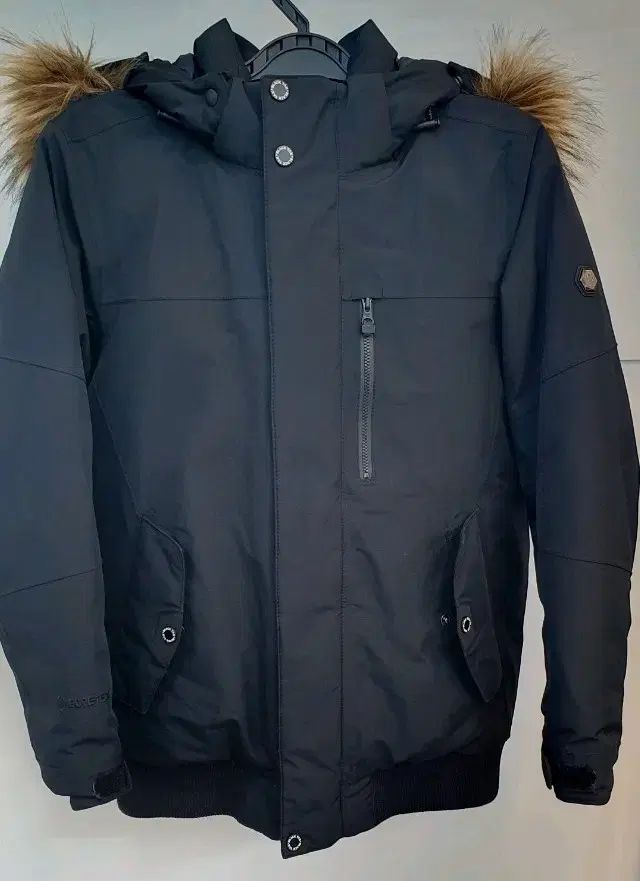 キッズ BLACK YAK グースダウンジャケット 155