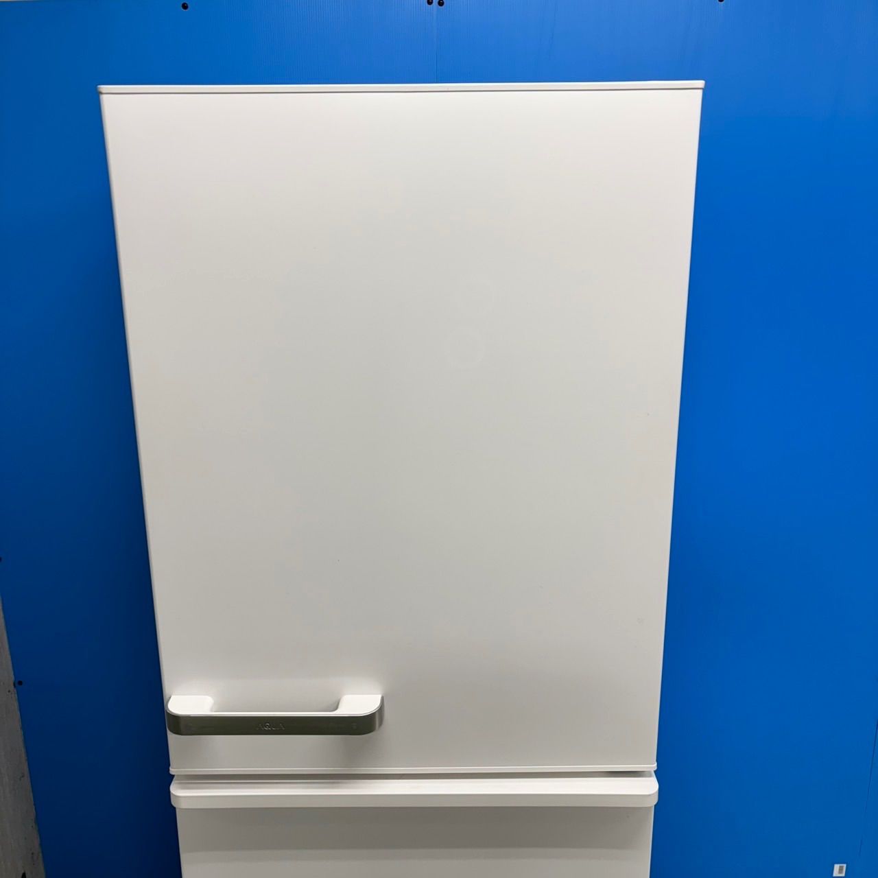 542 AQUA 大型冷蔵庫 300L強 小型 家庭用 右開き 4ドア ホワイト