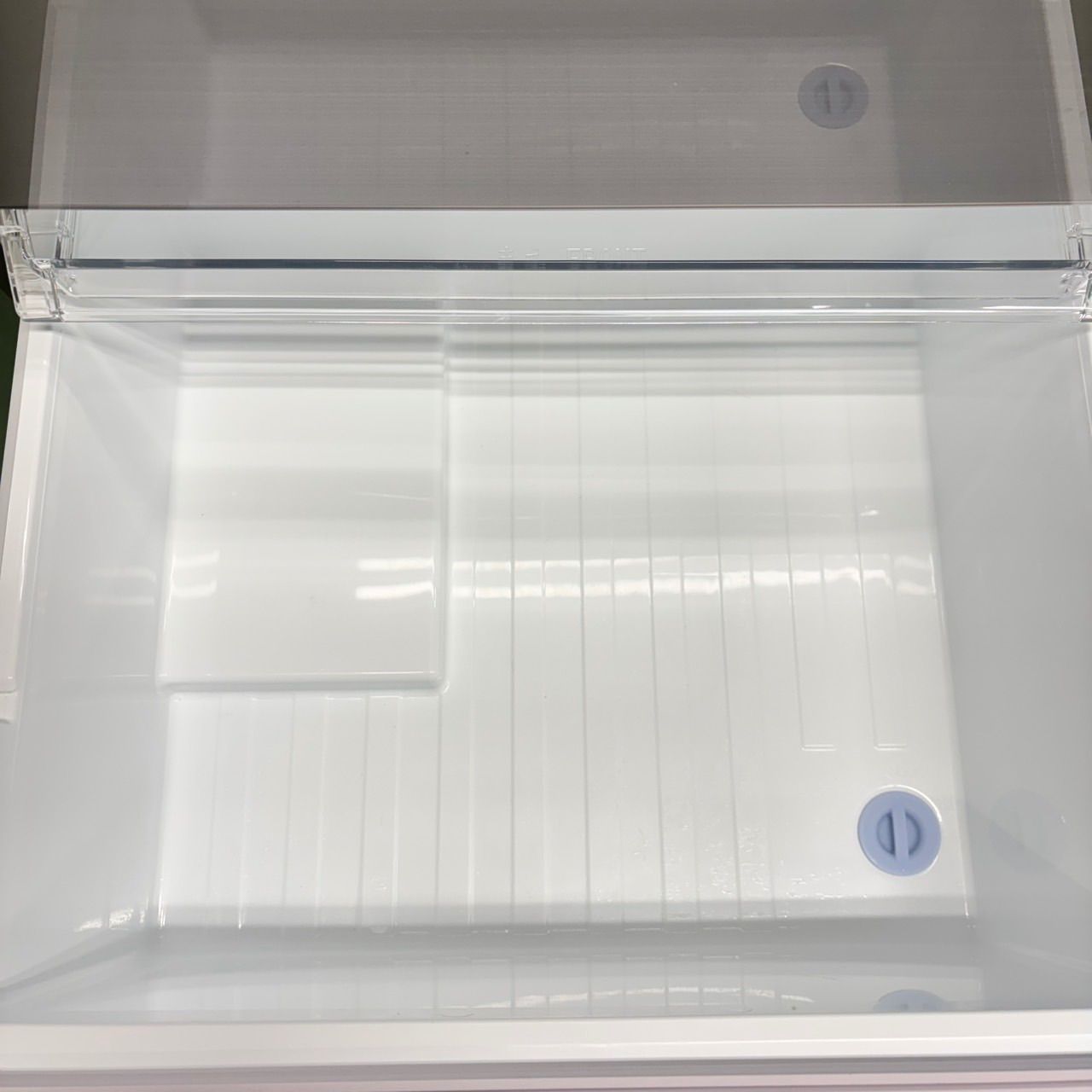 540 東芝 2024年製 大型冷蔵庫 ガラス割れあり 完動品 300L強 自動製氷