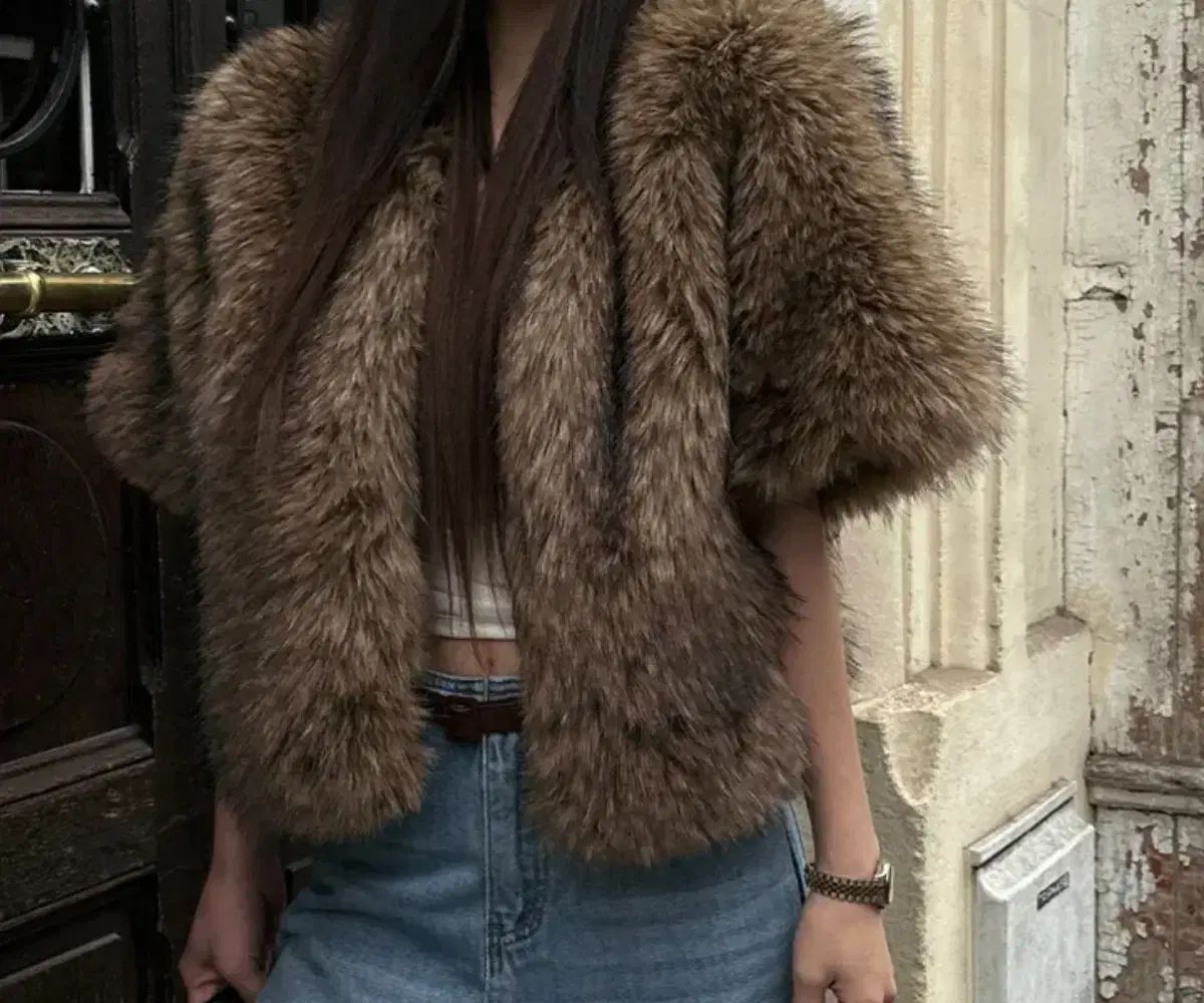 The First価格 MONMADE 半袖 フェイク ファー ジャケット