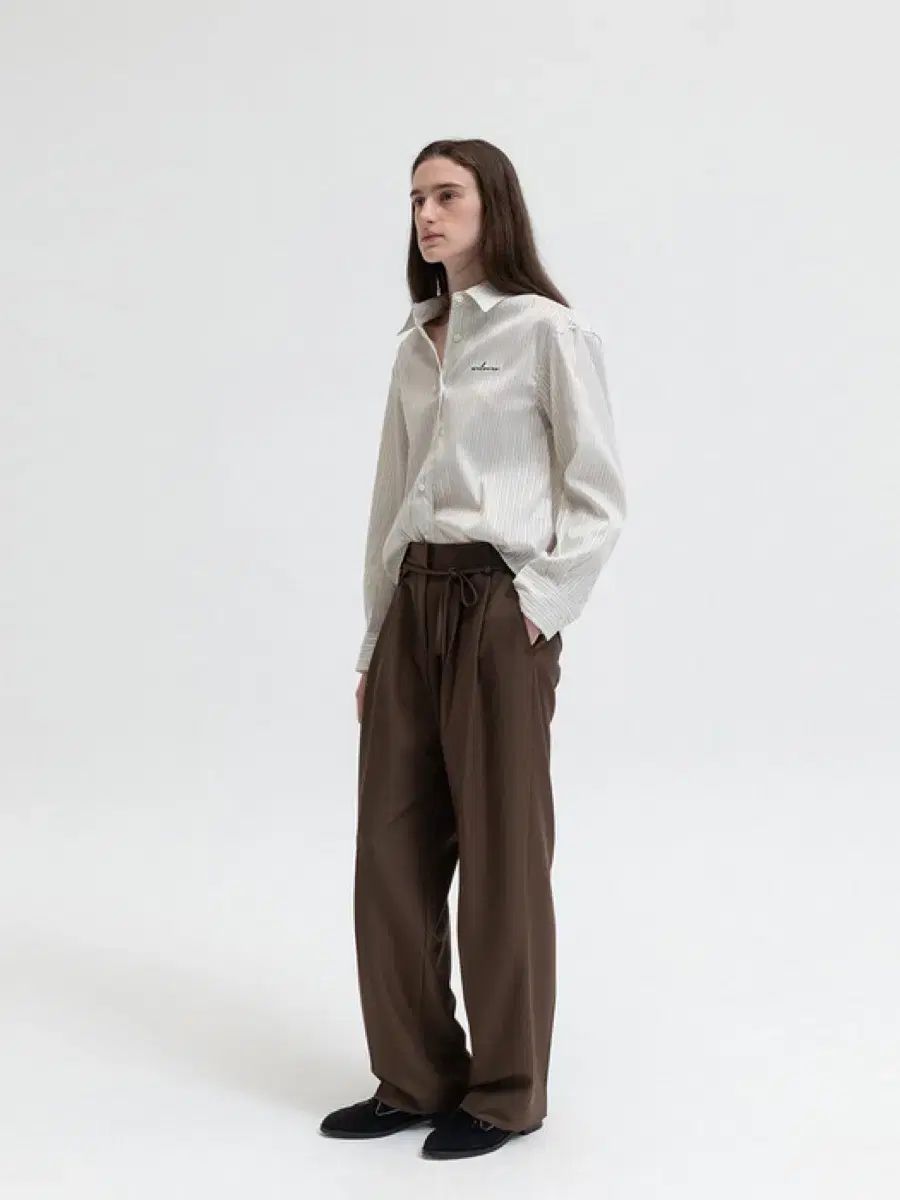 リーボンスラックス