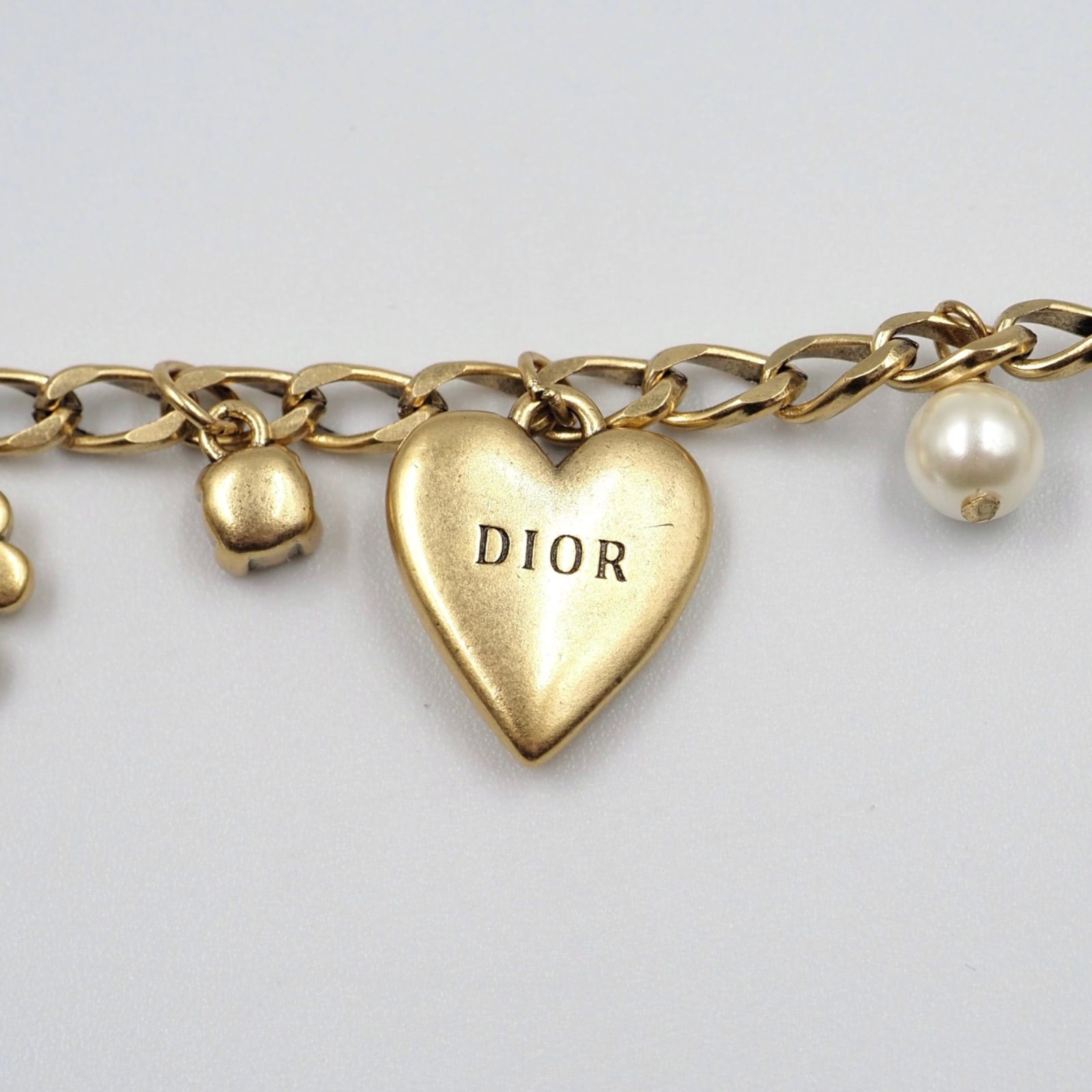 Dior パール付きチャーム ブレスレット 美品】DIOR プチ CDラッキー チャーム ブレスレット パール GP