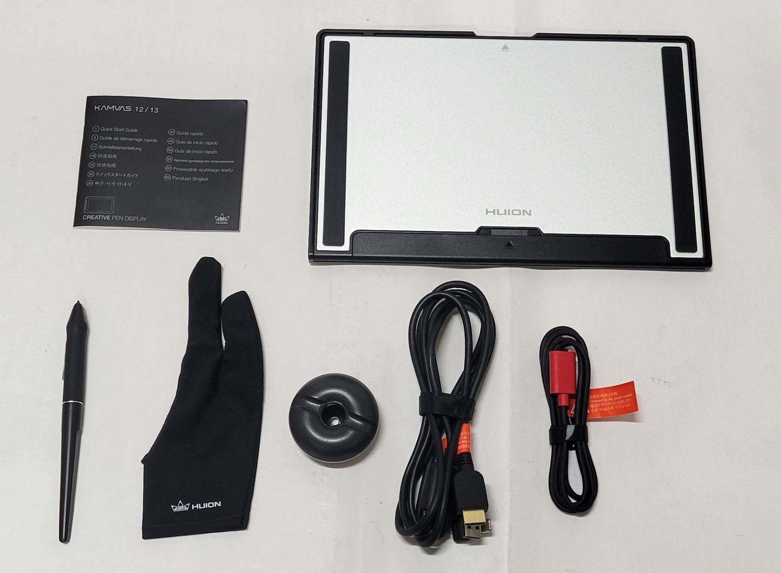 HUION 液タブ KAMVAS 13 GS 1331 スタンド付属 液晶ペンタブレット アニメ イラスト C 08 byebye