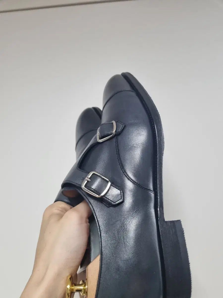 ミッドナイトブルー