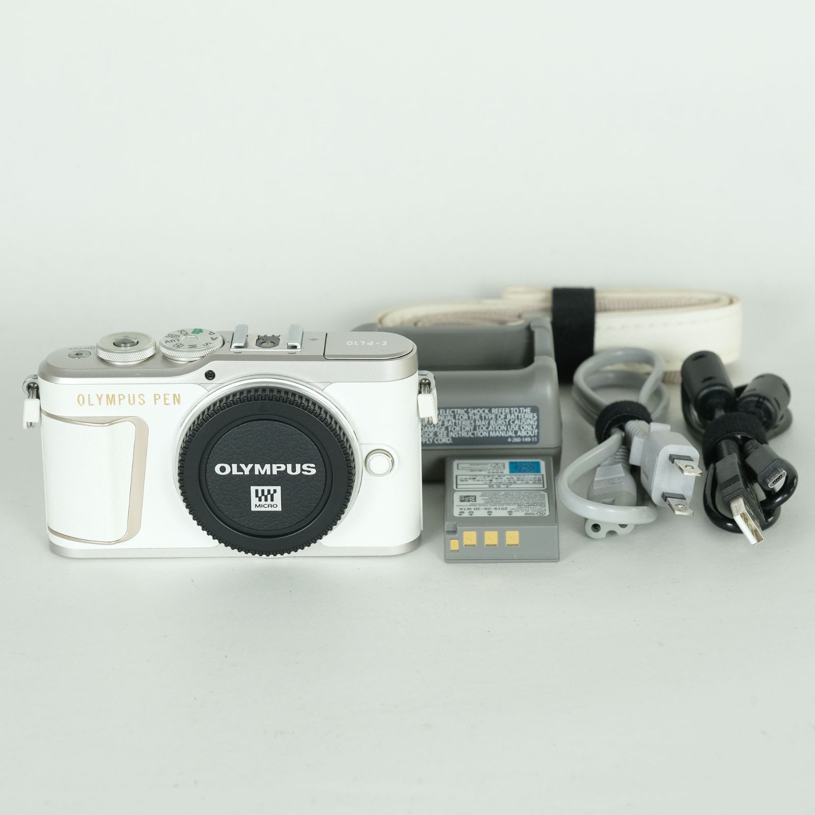 美品 | シャッター数1,540回] OLYMPUS PEN E-PL10 [ボディ ホワイト