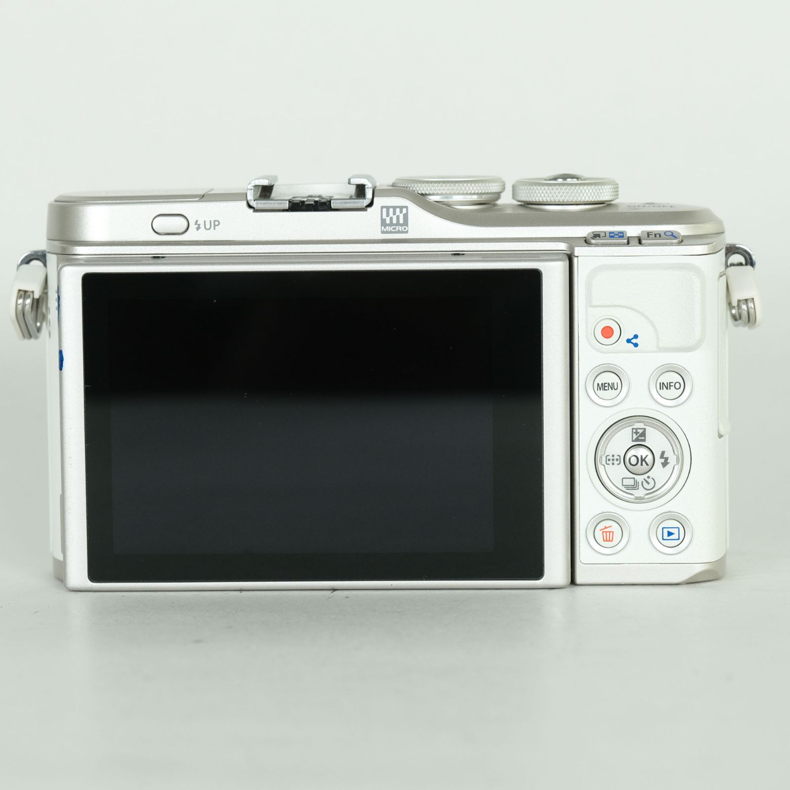美品 | シャッター数1,540回] OLYMPUS PEN E-PL10 [ボディ ホワイト