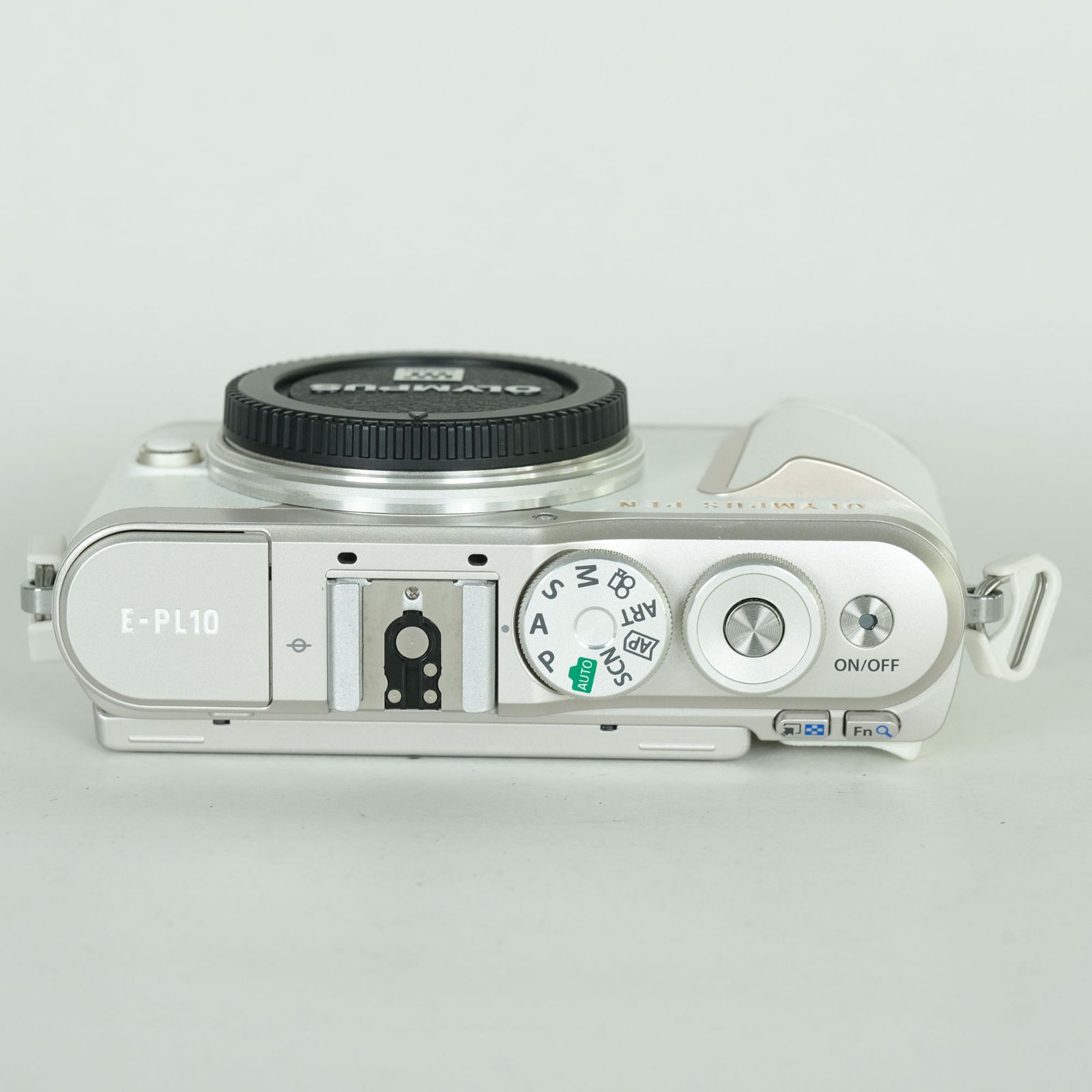 美品 | シャッター数1,540回] OLYMPUS PEN E-PL10 [ボディ ホワイト