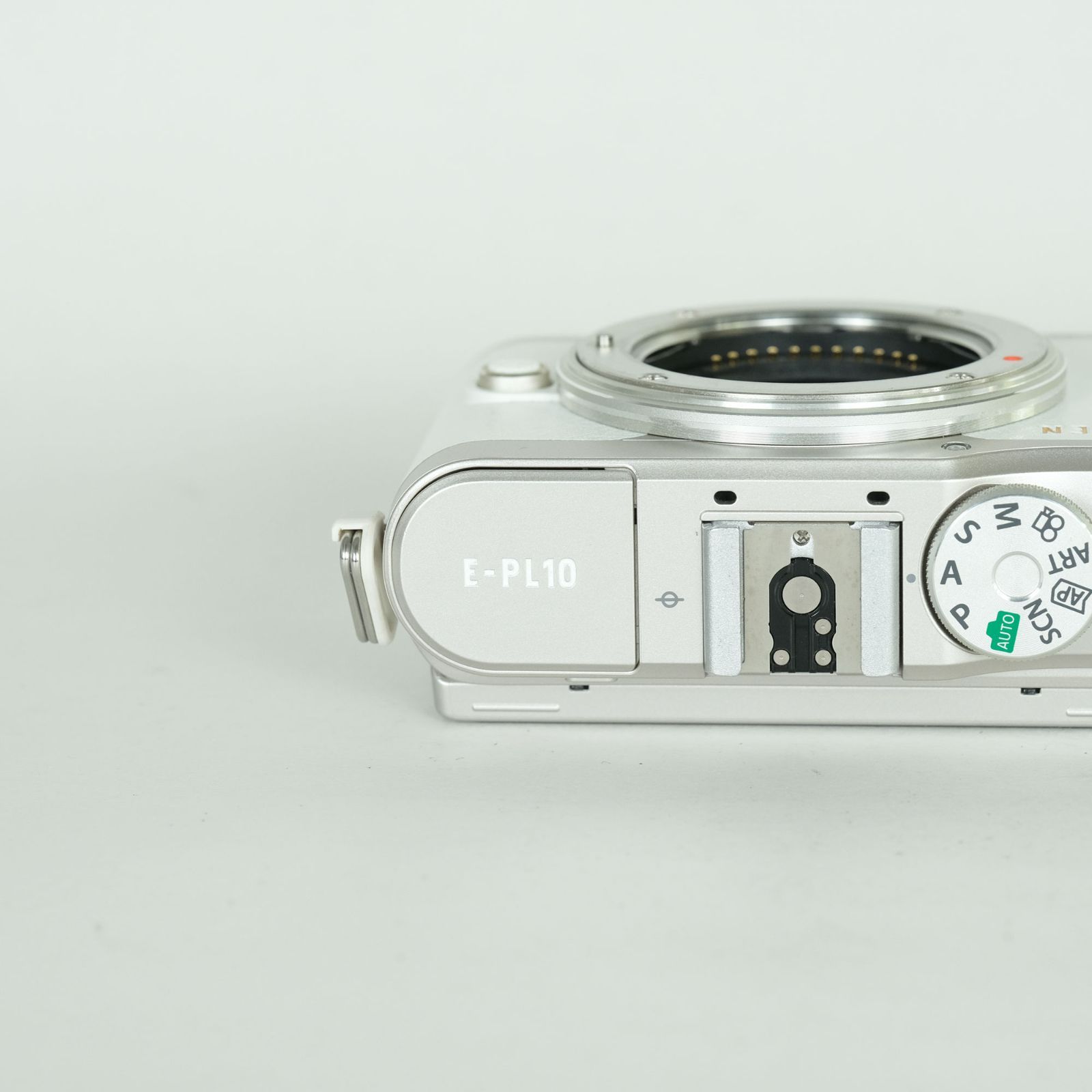 美品 | シャッター数1,540回] OLYMPUS PEN E-PL10 [ボディ ホワイト