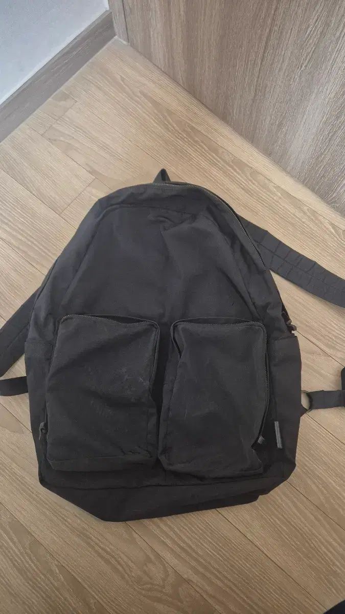 アミアカルヴァ ギャバジン バックパック