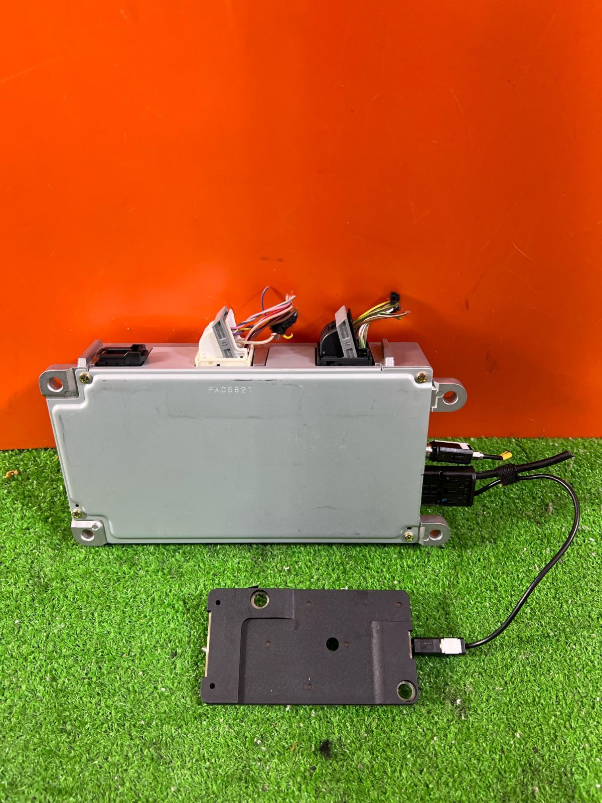 ZT-3059] メルセデス・ベンツ 純正 GH-211061 E240 H15年 E コール