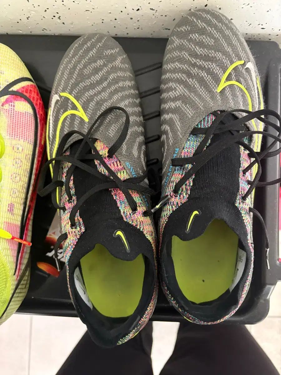 ナイキ FANTOM GX 1 AG 280 カラー