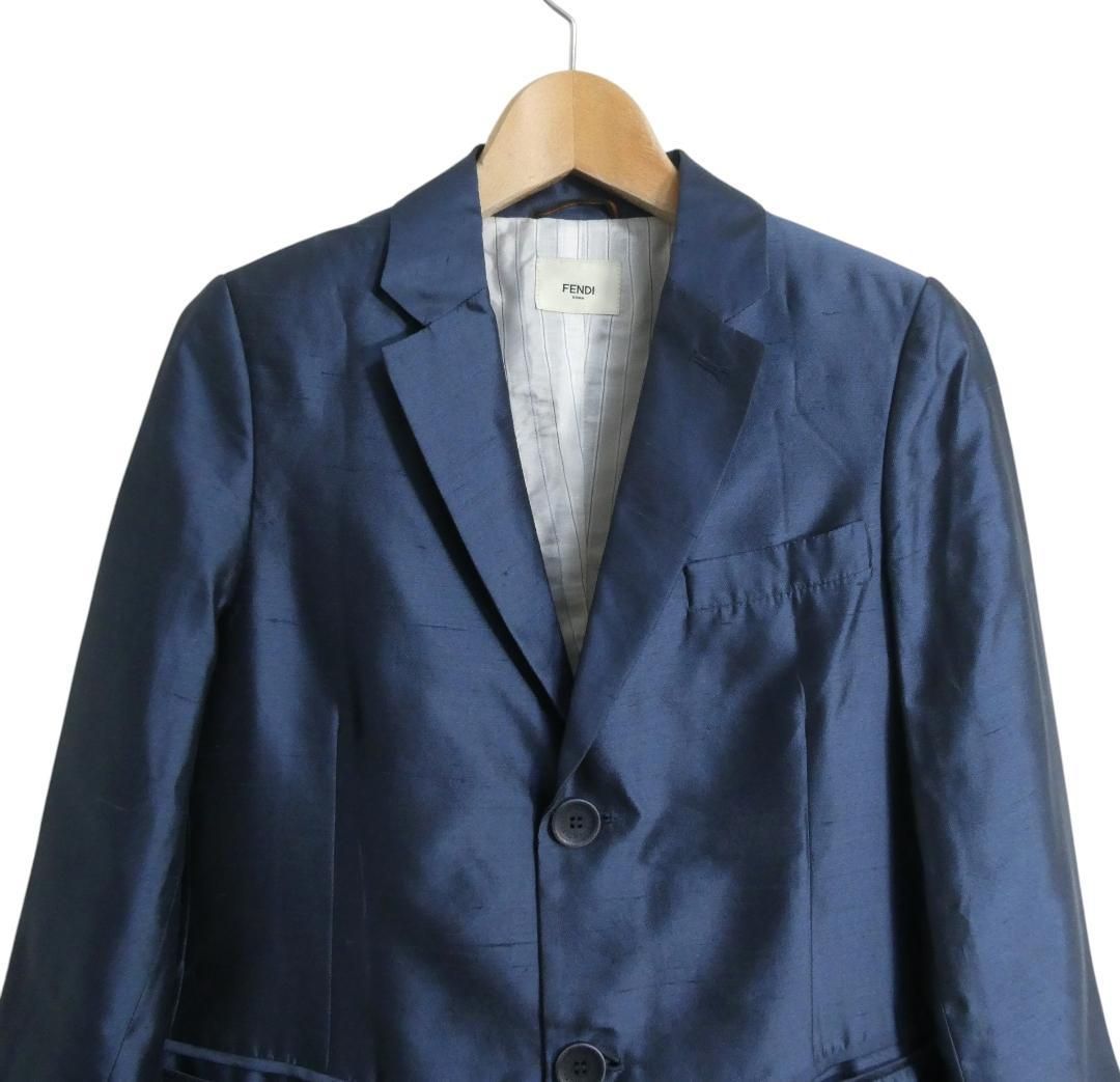 FENDI キッズ ネイビー ジャケット 美品 FENDI フェンディ キッズ 10A 約130㎝ シルク100％ 相浦 シングル