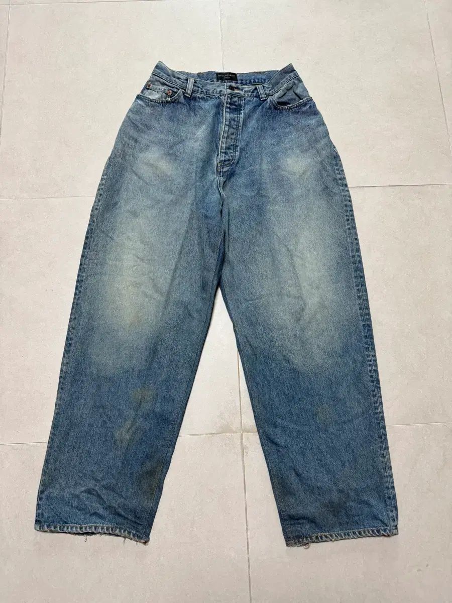 バレンシアガ ラージ バギー ジーン ノンコーティング