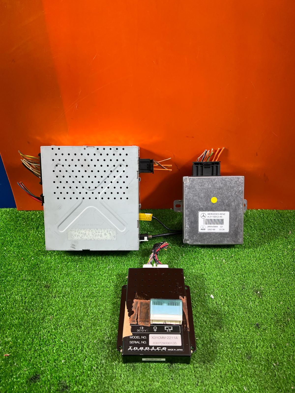 ZT-3061] メルセデス・ベンツ 純正 GH-211061 E240 H15年 カーマルチ