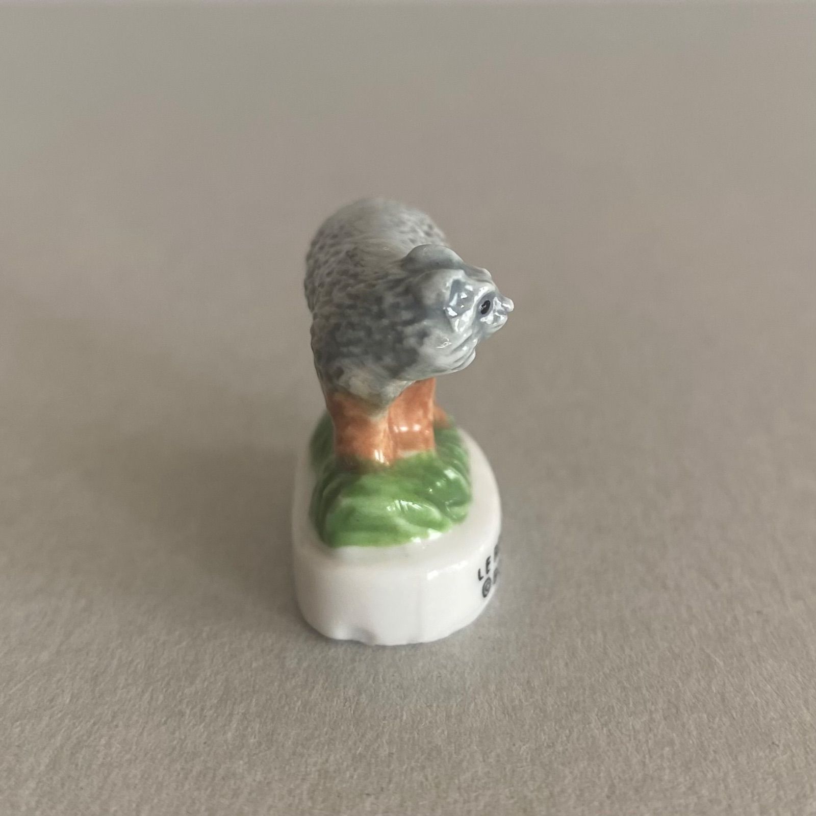 オオヤマネコのフェーブ／動物／フランス雑貨／陶器ミニチュア