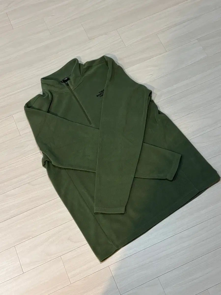 【美品】THE NORTH FACE オリーブ ジップアップブルゾン THE NORTH FACE ザノースフェイス オリーブ色 ハーフジップアップ