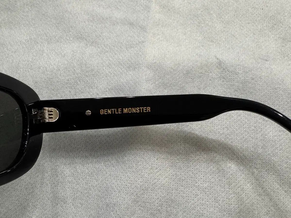 GENTLE MONSTER ジェントルモンスター タンブー ブラック