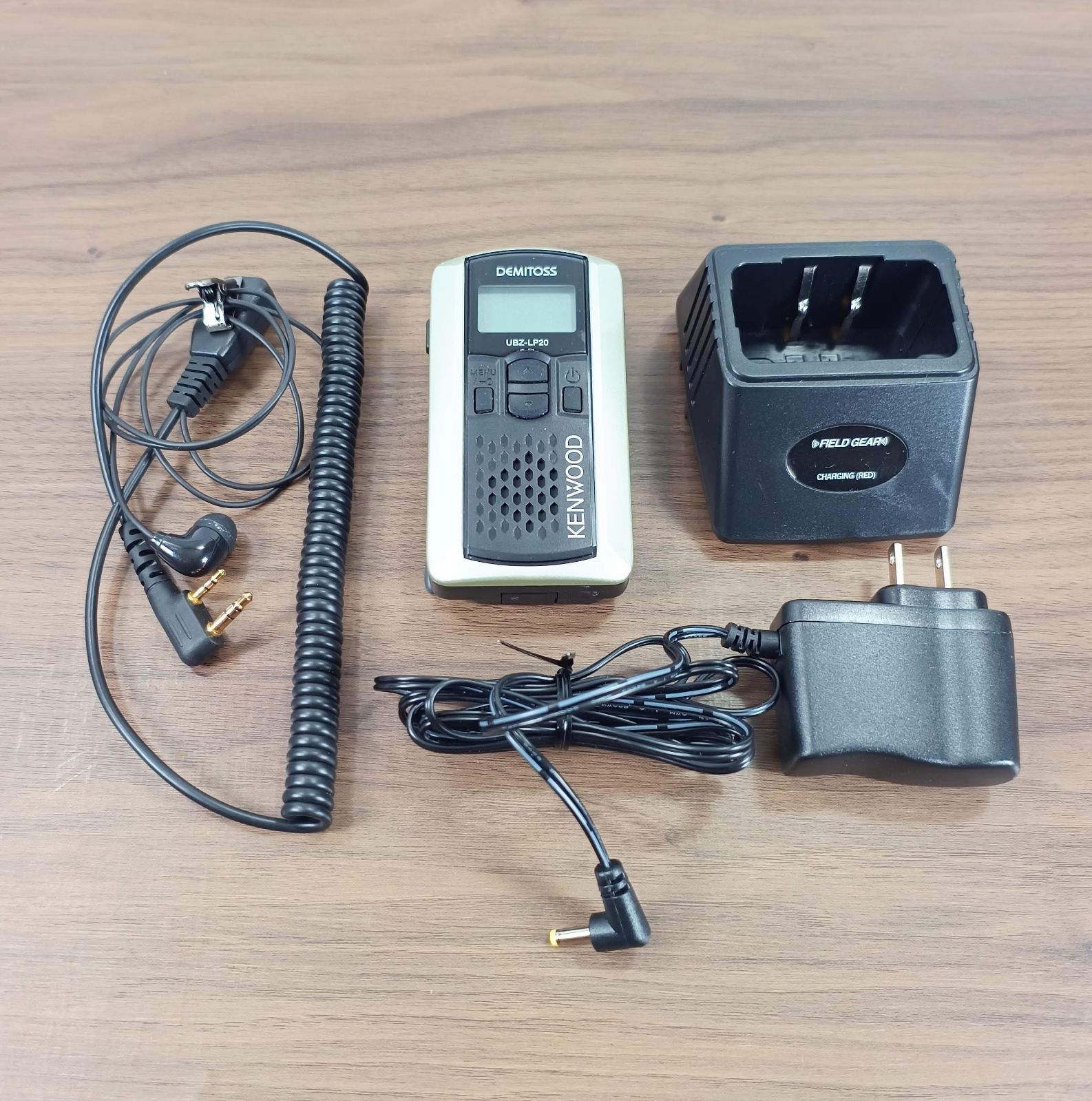 ジャンク] ケンウッド（KENWOOD）特定小電力トランシーバー UBZ-LP20