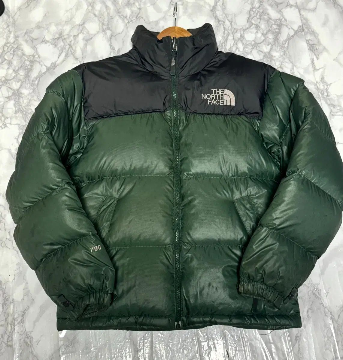 THE NORTH FACE 700 ヌプシ ダークグリーン ダウン ジャケット