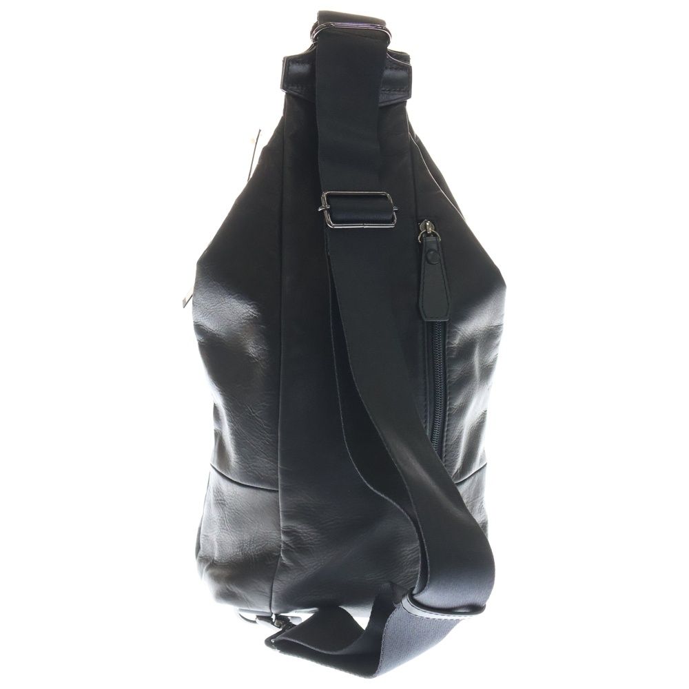 KATSUYUKI KODAMA ショルダー バッグ 本革 カツユキコダマ KATSUYUKI KODAMA (カツユキコダマ) Paradiddle Studs Leather