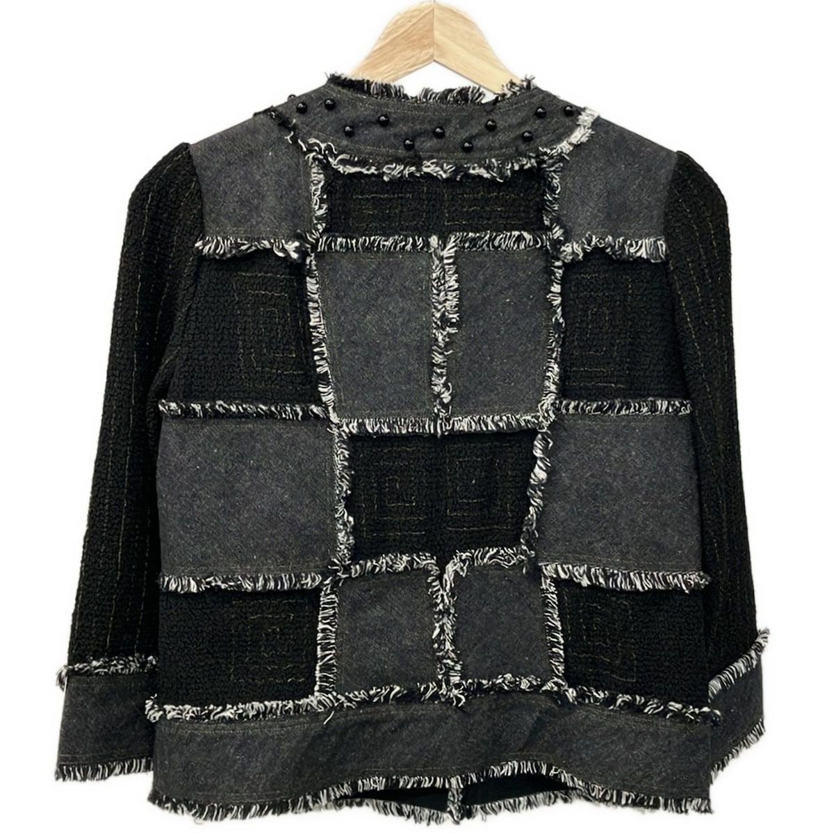 【中古】NOKO OHNO ノコ オーノ 中綿ジャケット 38 黒 ブラック 花柄 織り柄 キルティング ビーズ装飾 /FF ■GY62 レディース NOKO OHNO(ノコオーノ) ジャケット サイズ40 M レディース - 黒×白