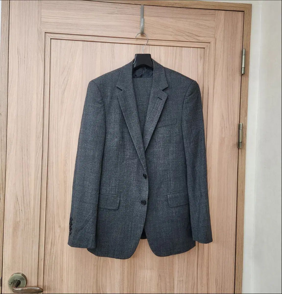 PRADA チャコール グレー セットアップ スーツ - メルカリ