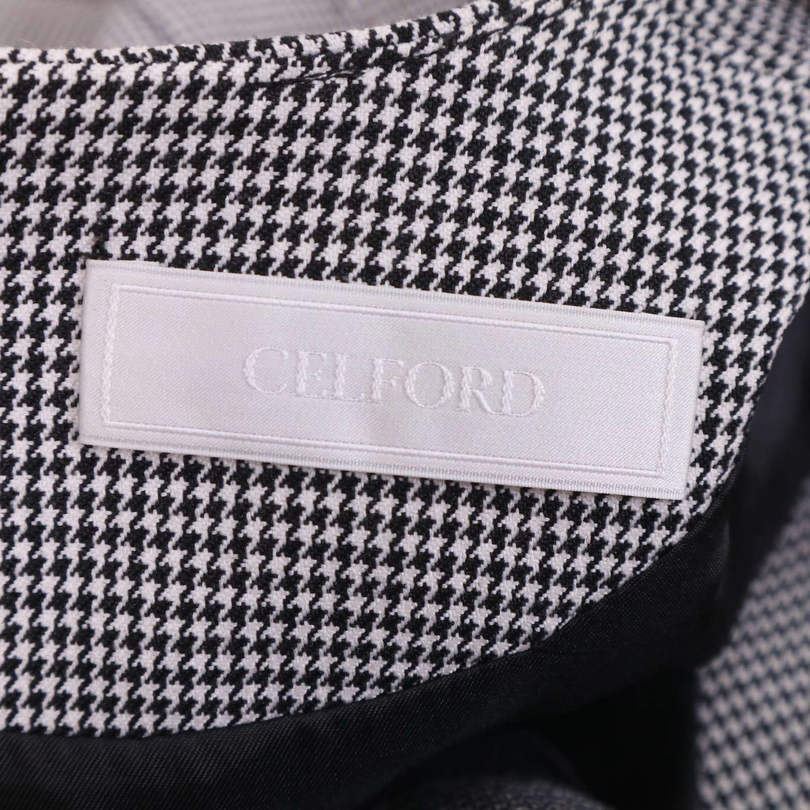 美品☆ CELFORD セルフォード 通年 千鳥柄♪ ツイスト デザイン ロング